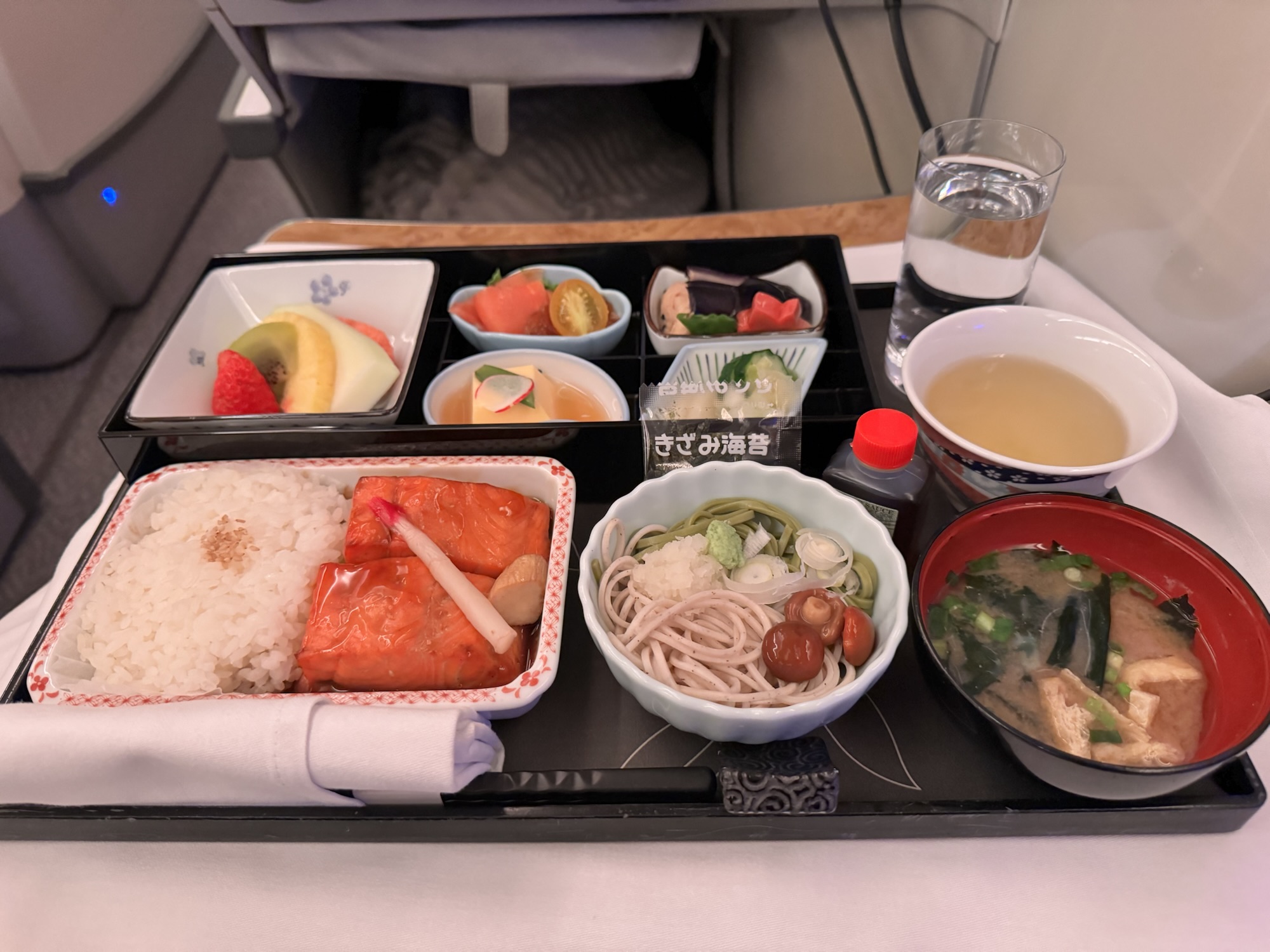 エミレーツ航空 ビジネスクラス 機内食（和食）