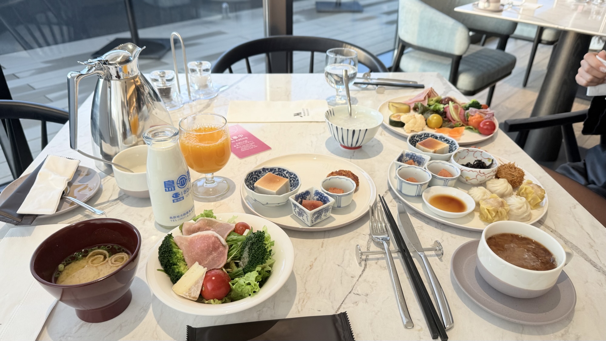 朝食プレート