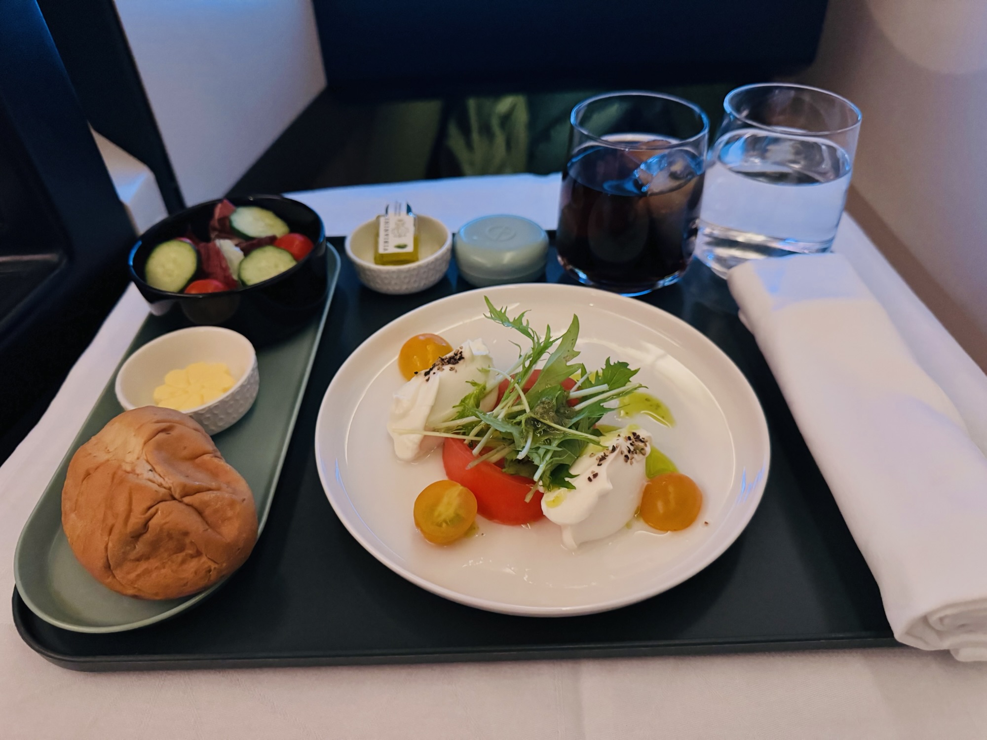 エティハド航空 ビジネスクラス 前菜