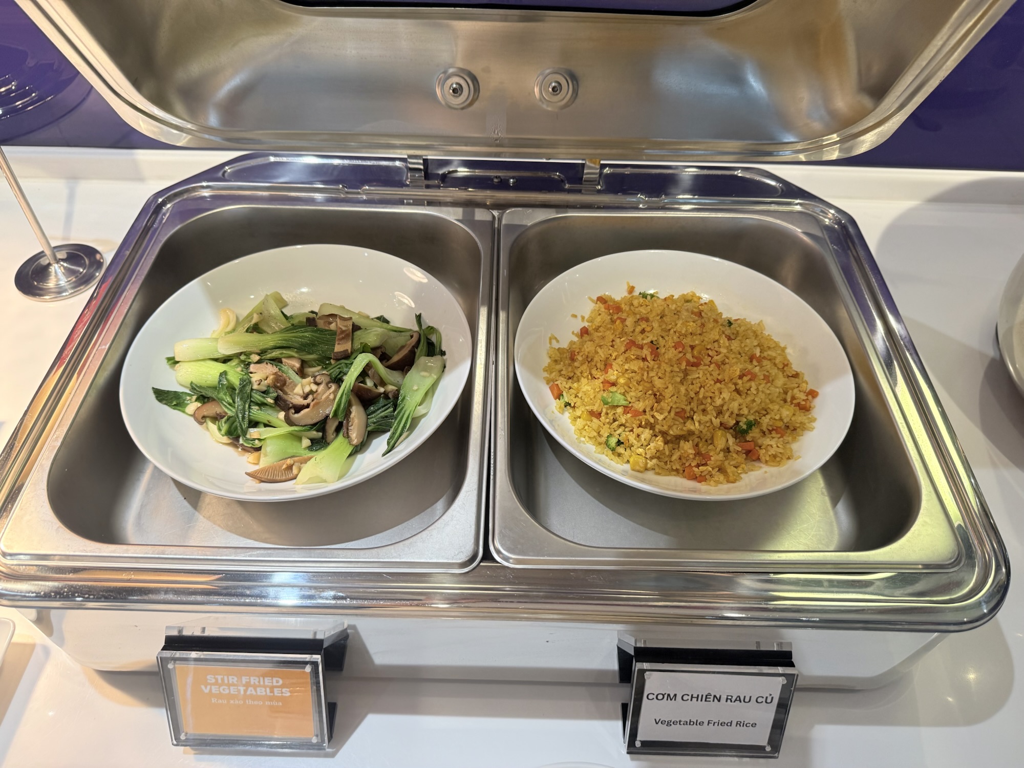 Tru by Hilton Da Nang City Centre 朝食ホットミール