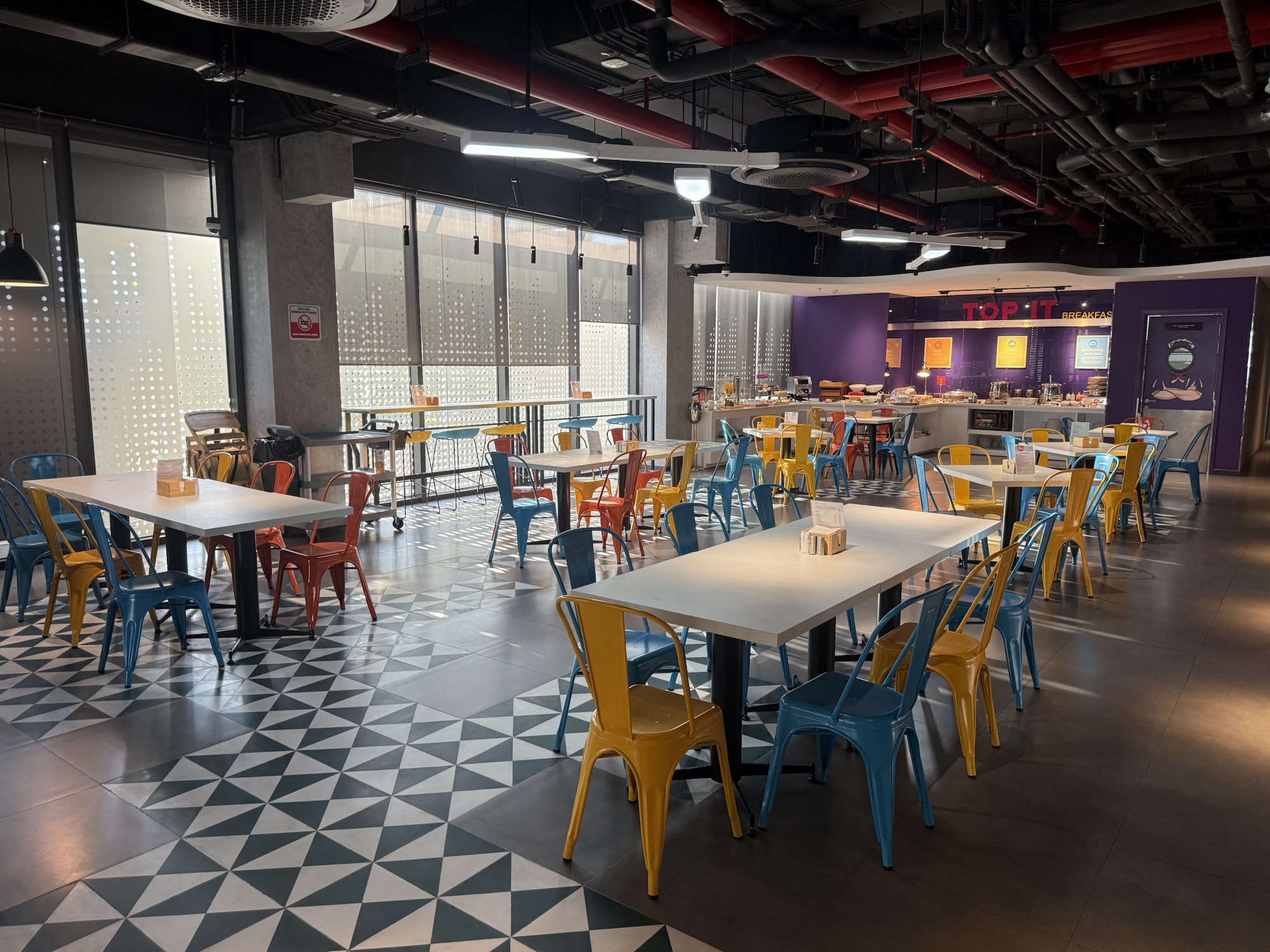 Tru by Hilton Da Nang City Centre 朝食会場