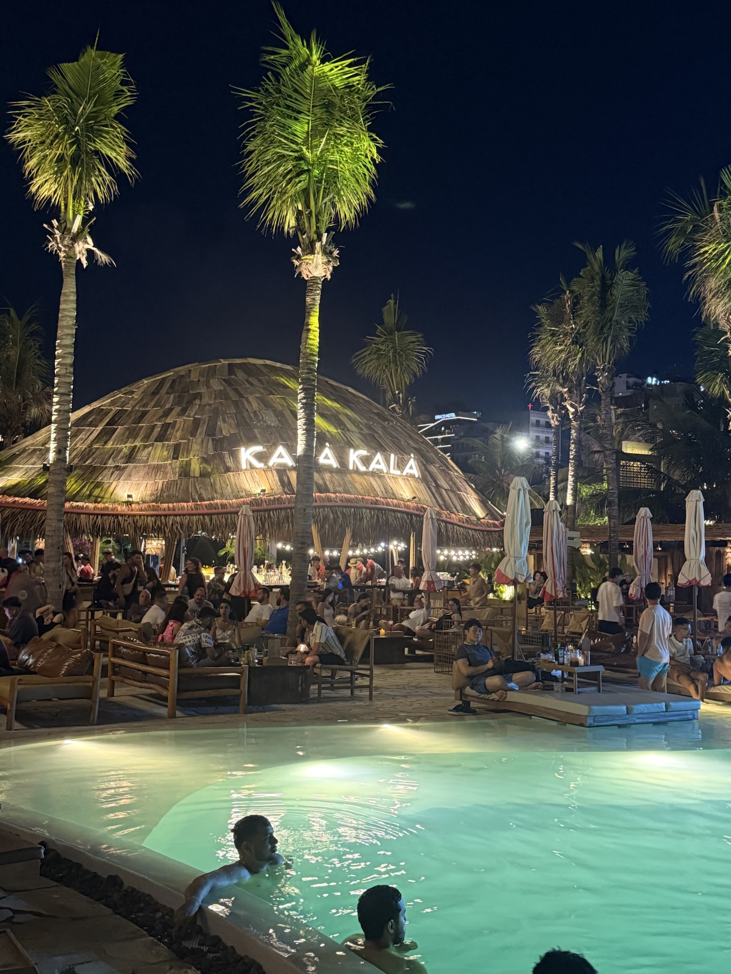 Kalakalaのプールバー