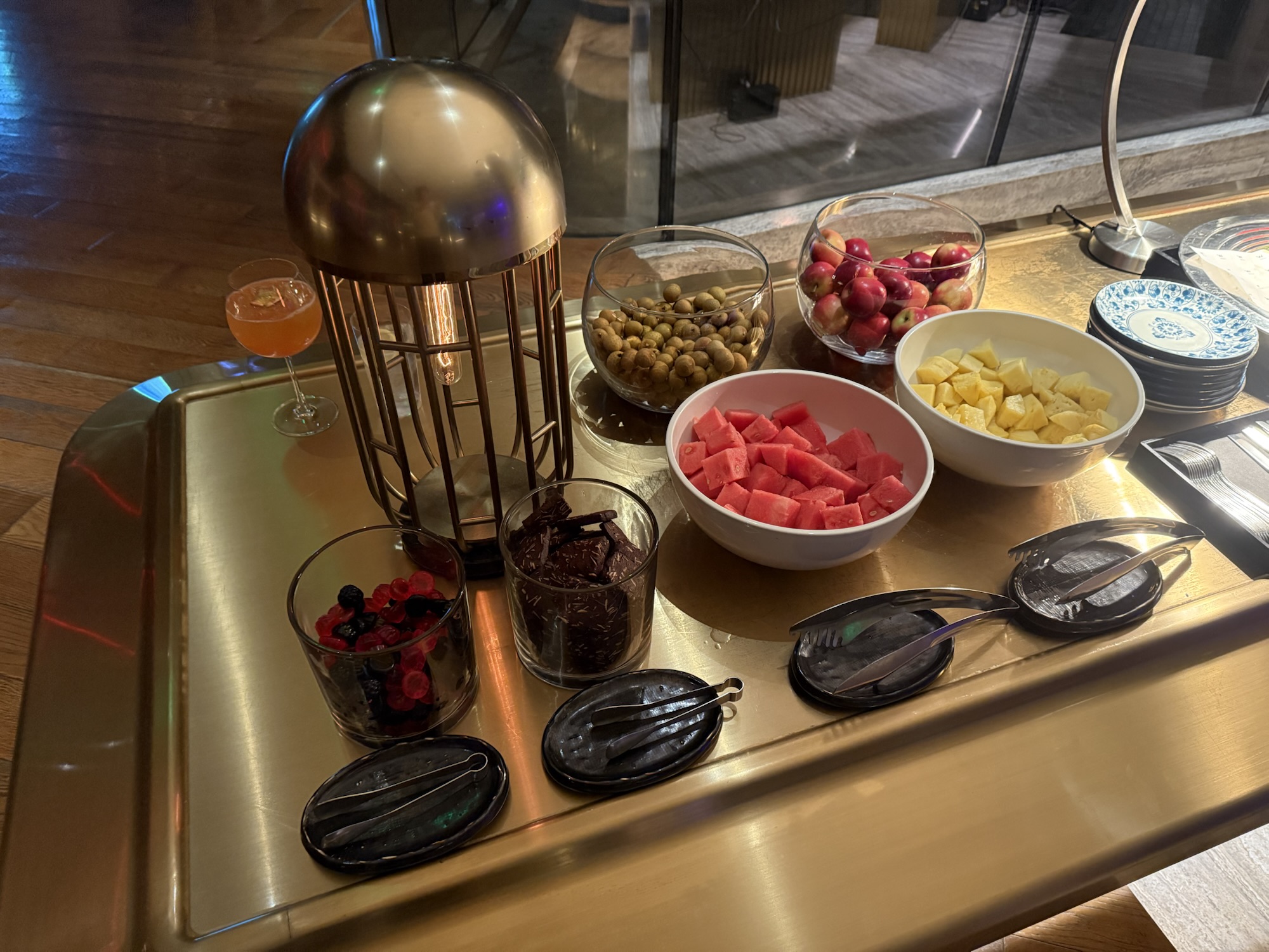 WOOBARのスナックコーナー