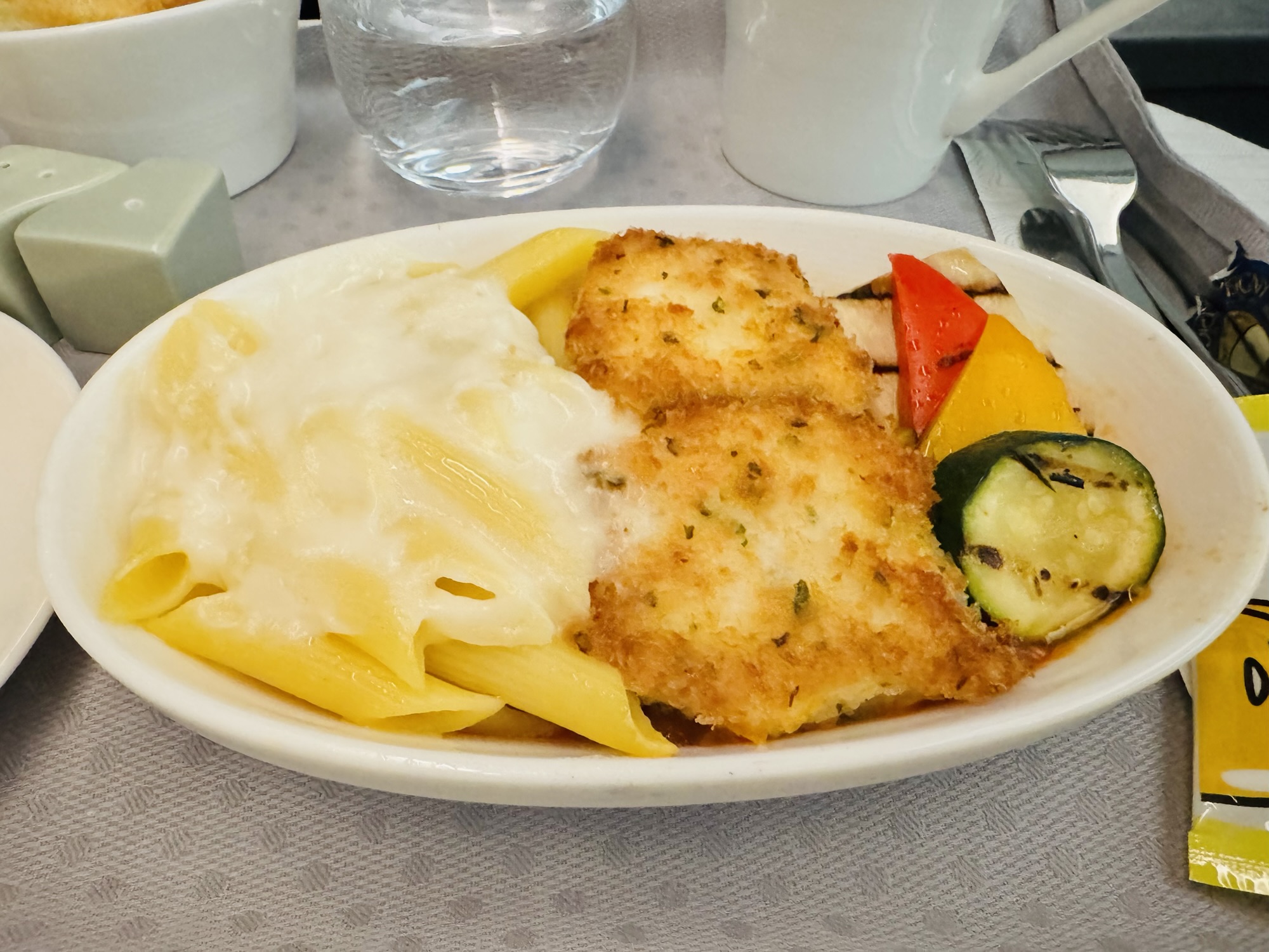 エバー航空BR159便のスズキのソテー