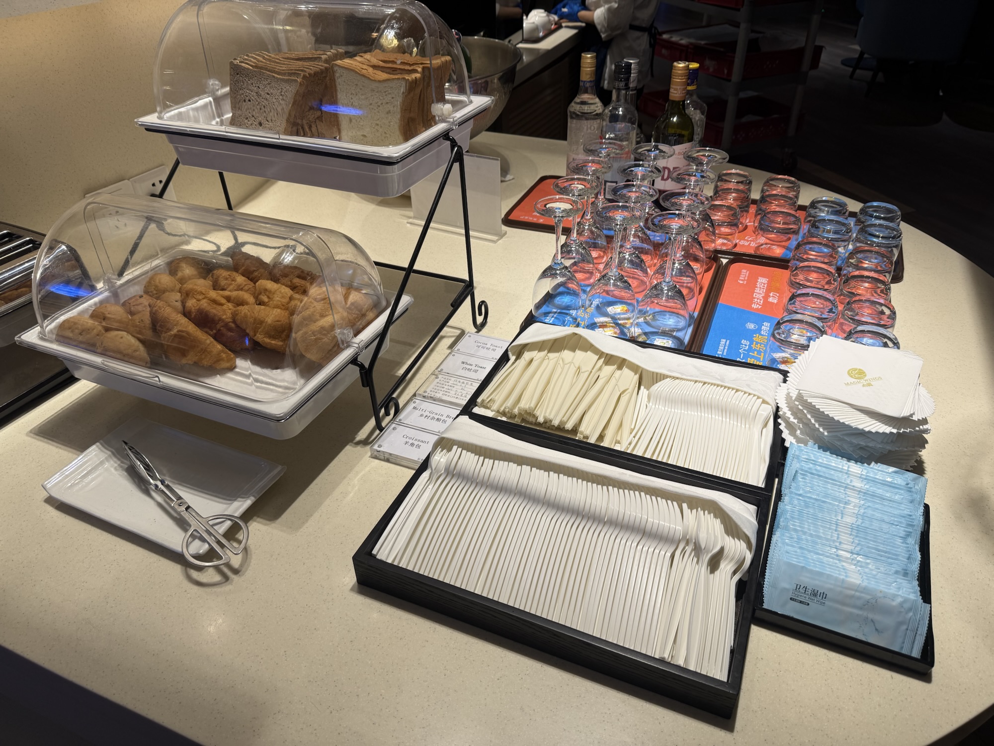 ワインとパンコーナー