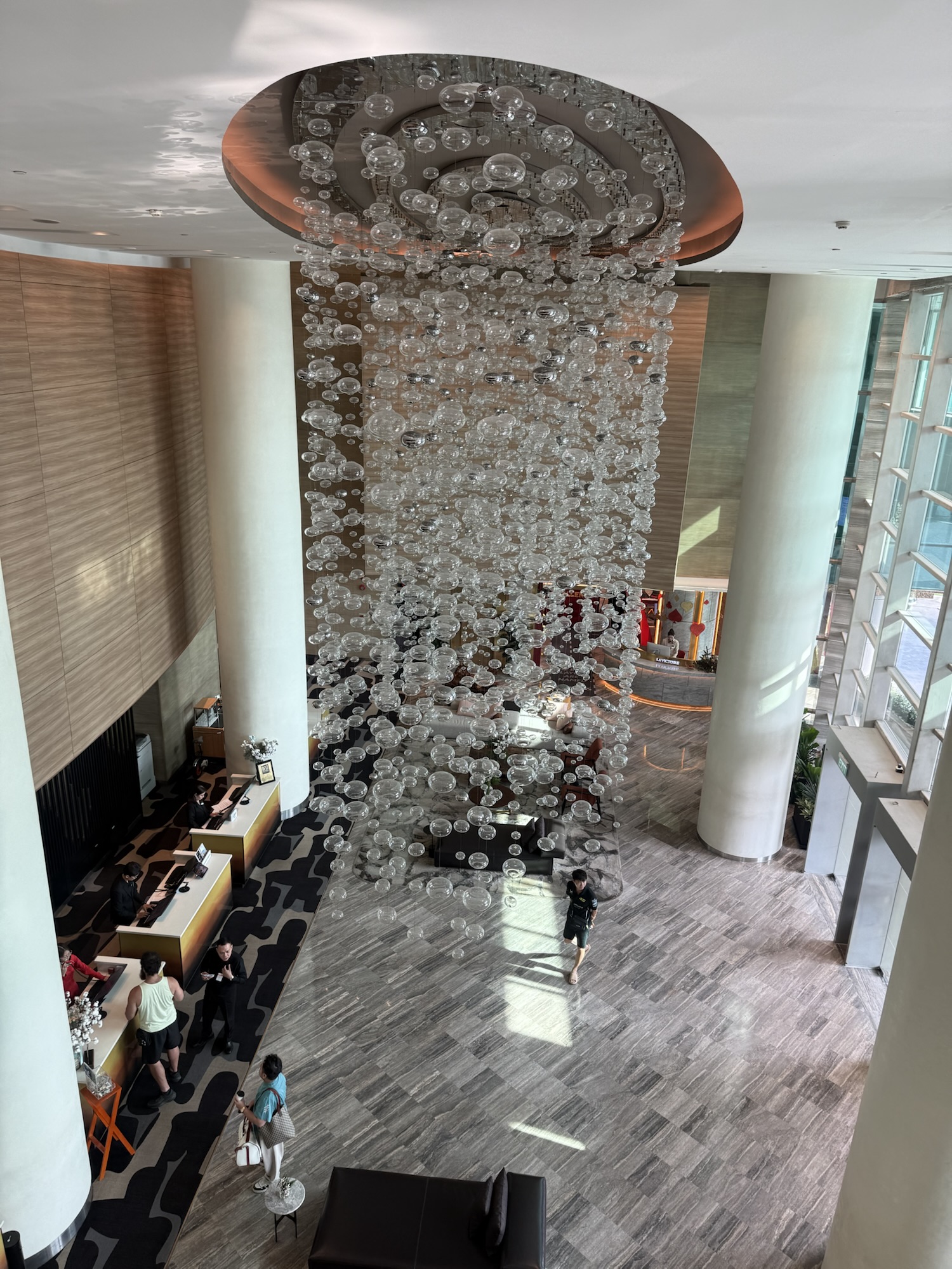 バブルシャンデリア