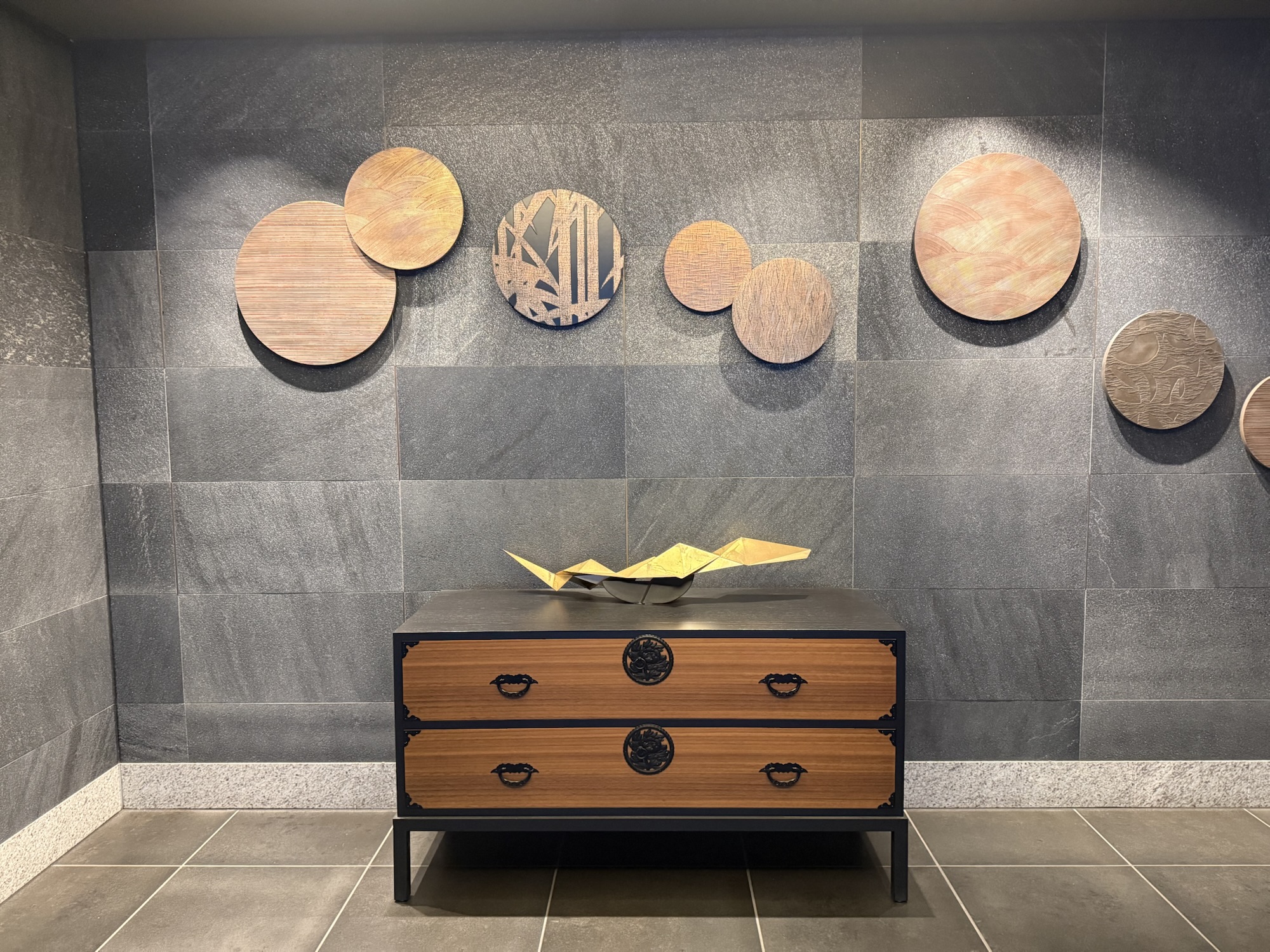 和箪笥のアート