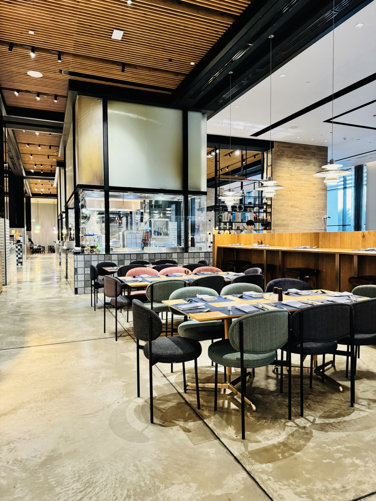 レストラン内観