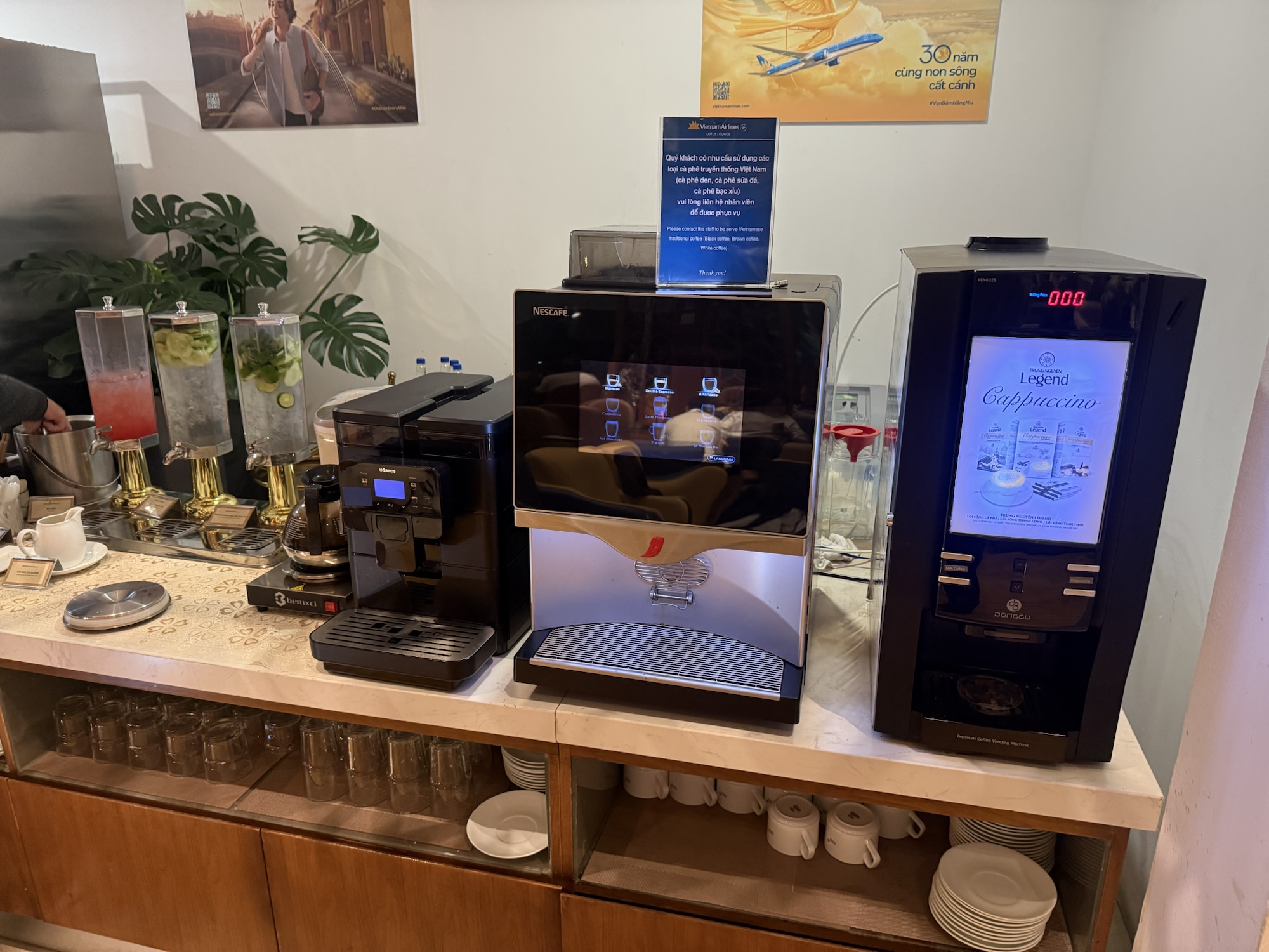 Lotus Loungeのドリンクカウンター