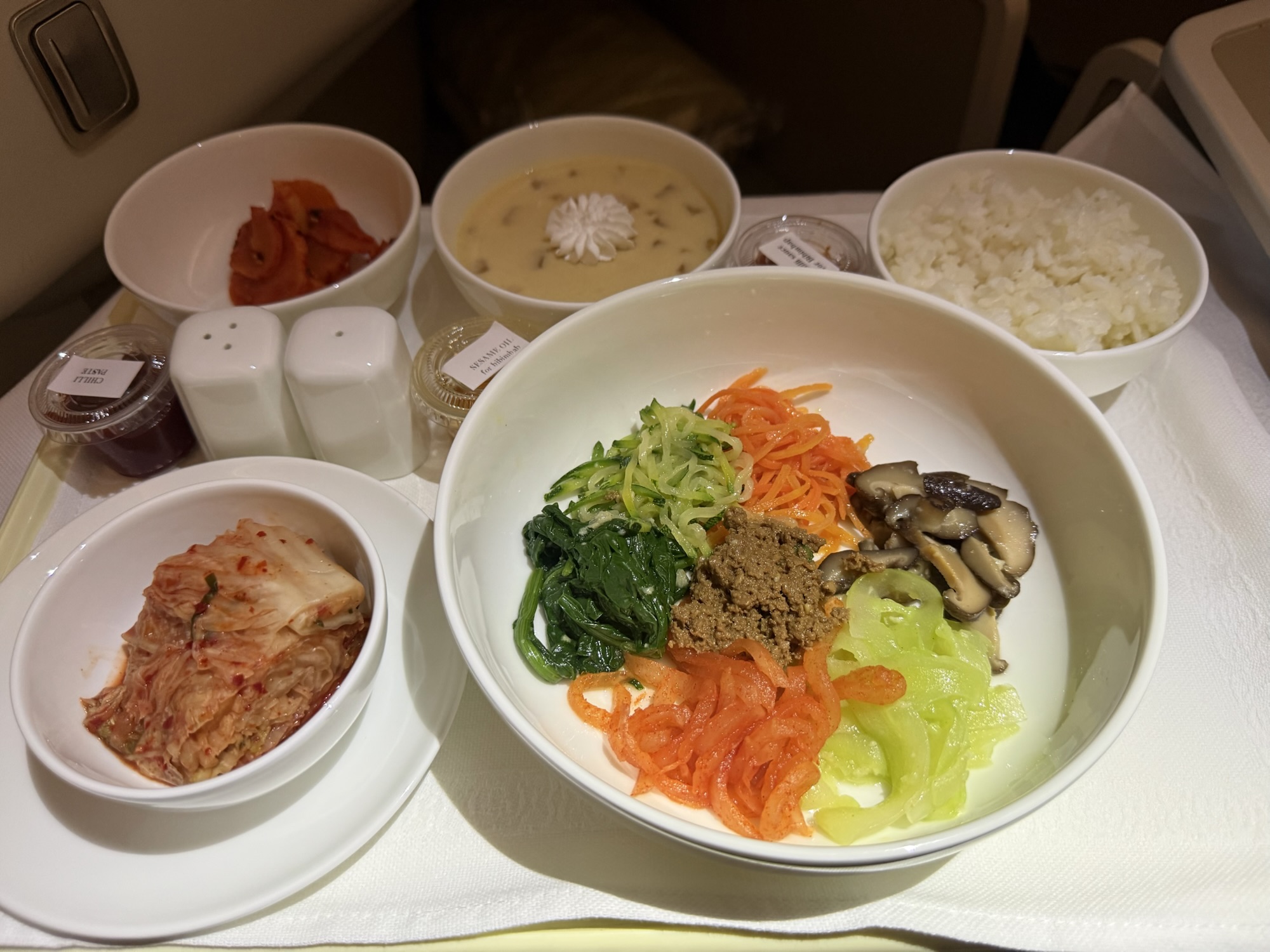 機内食のビビンバ