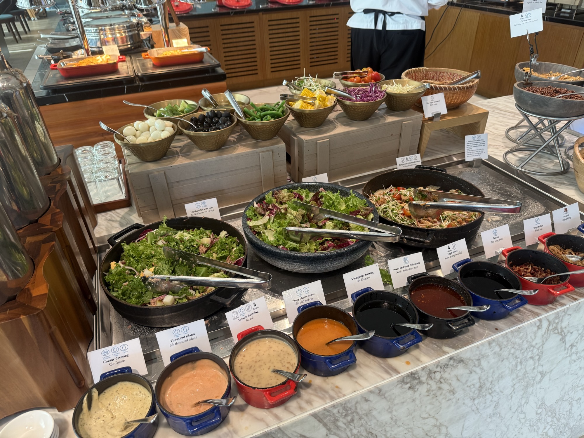 Lyla Restaurant朝食ビュッフェのサラダバー