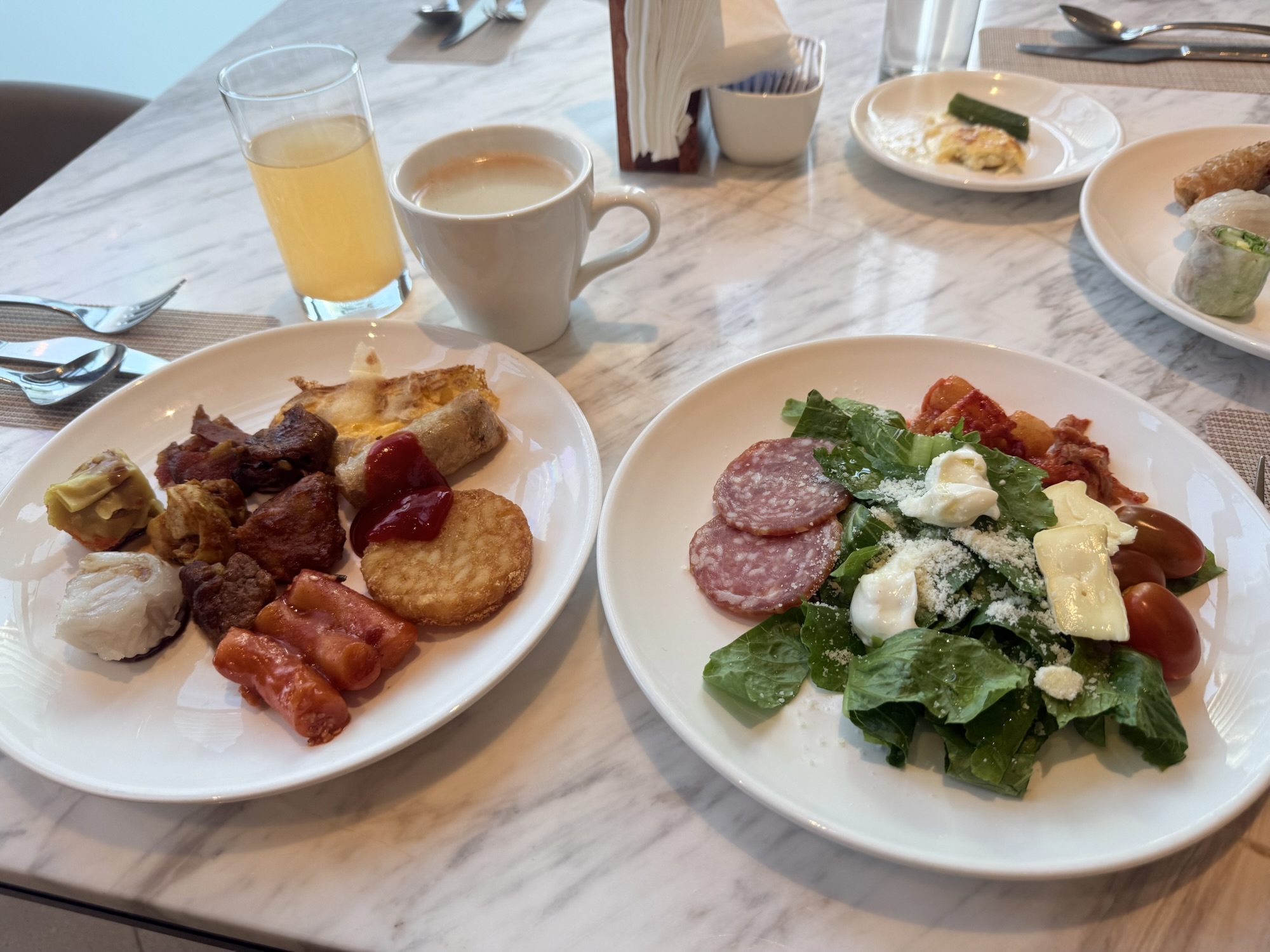 Crowne Plaza Danang City Centreで実際に取った朝食