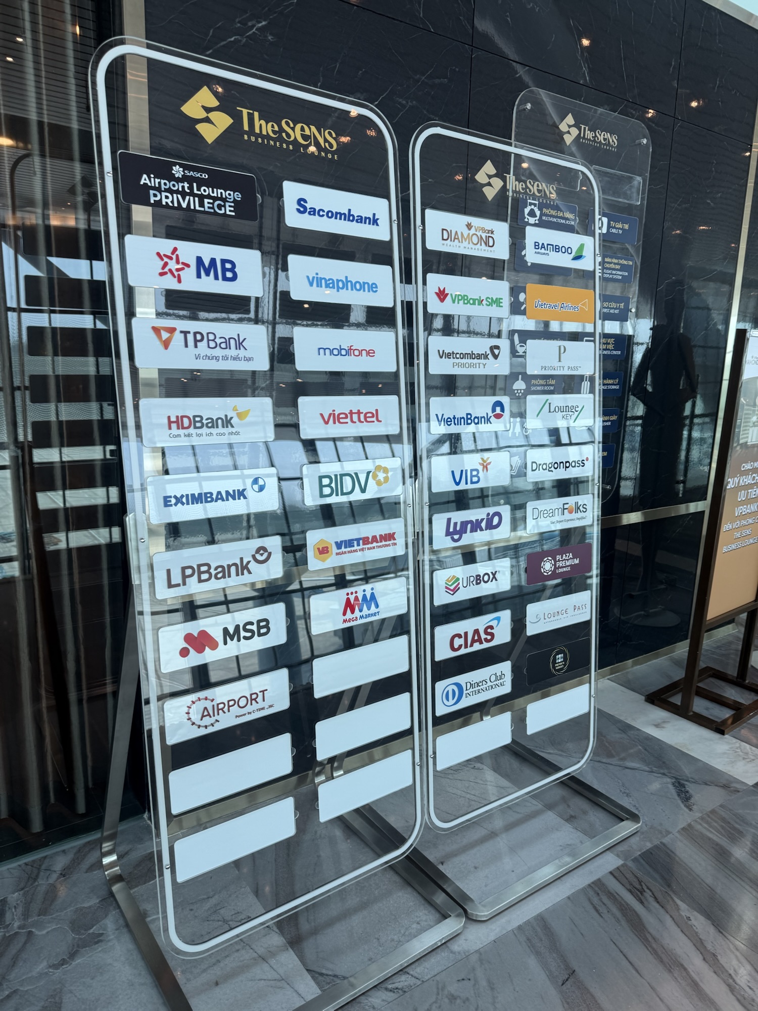 The SENS Business Loungeの提携カードと会員プログラム一覧