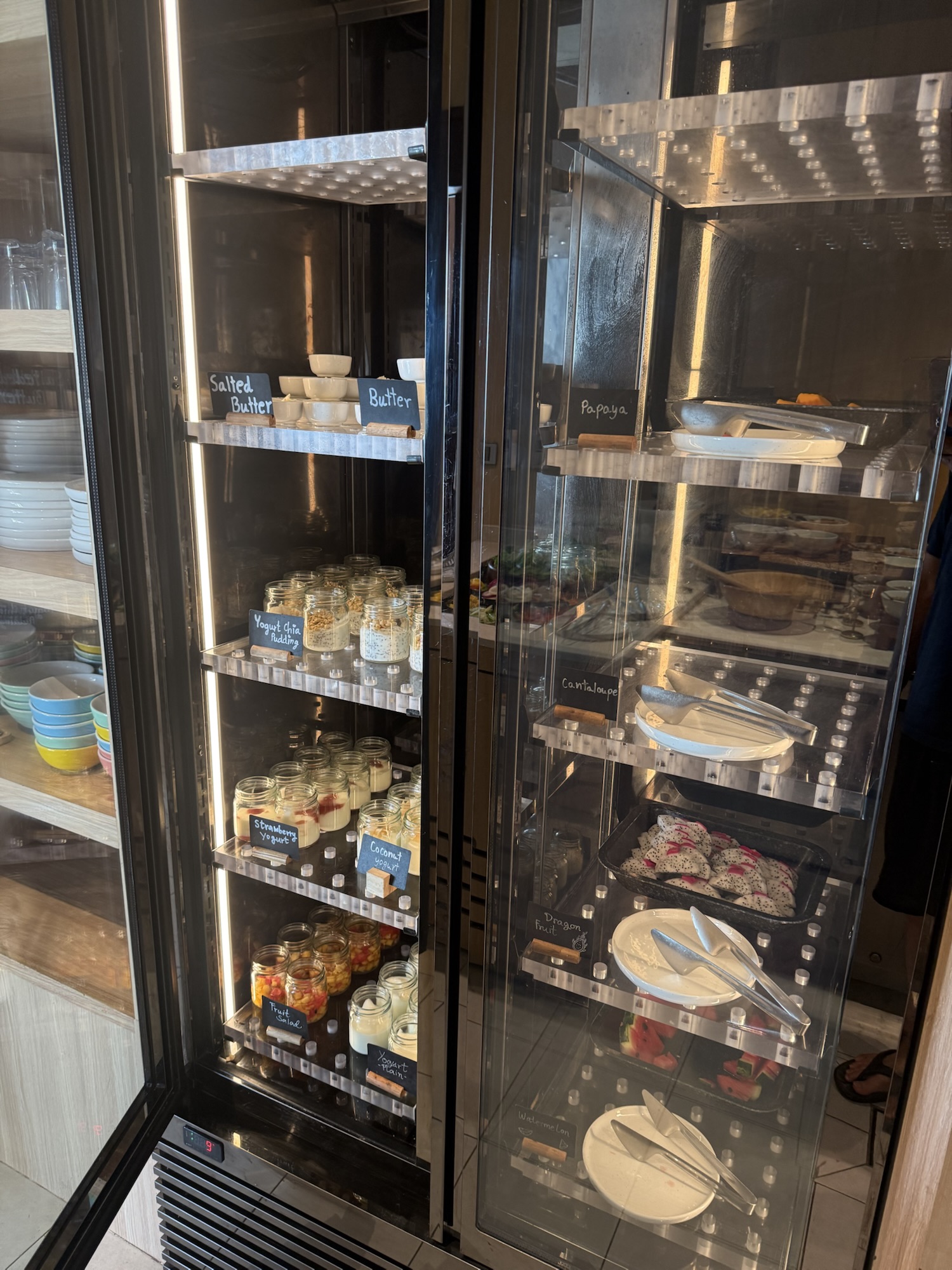 Cabanas Koh Samuiのヨーグルトとカットフルーツ