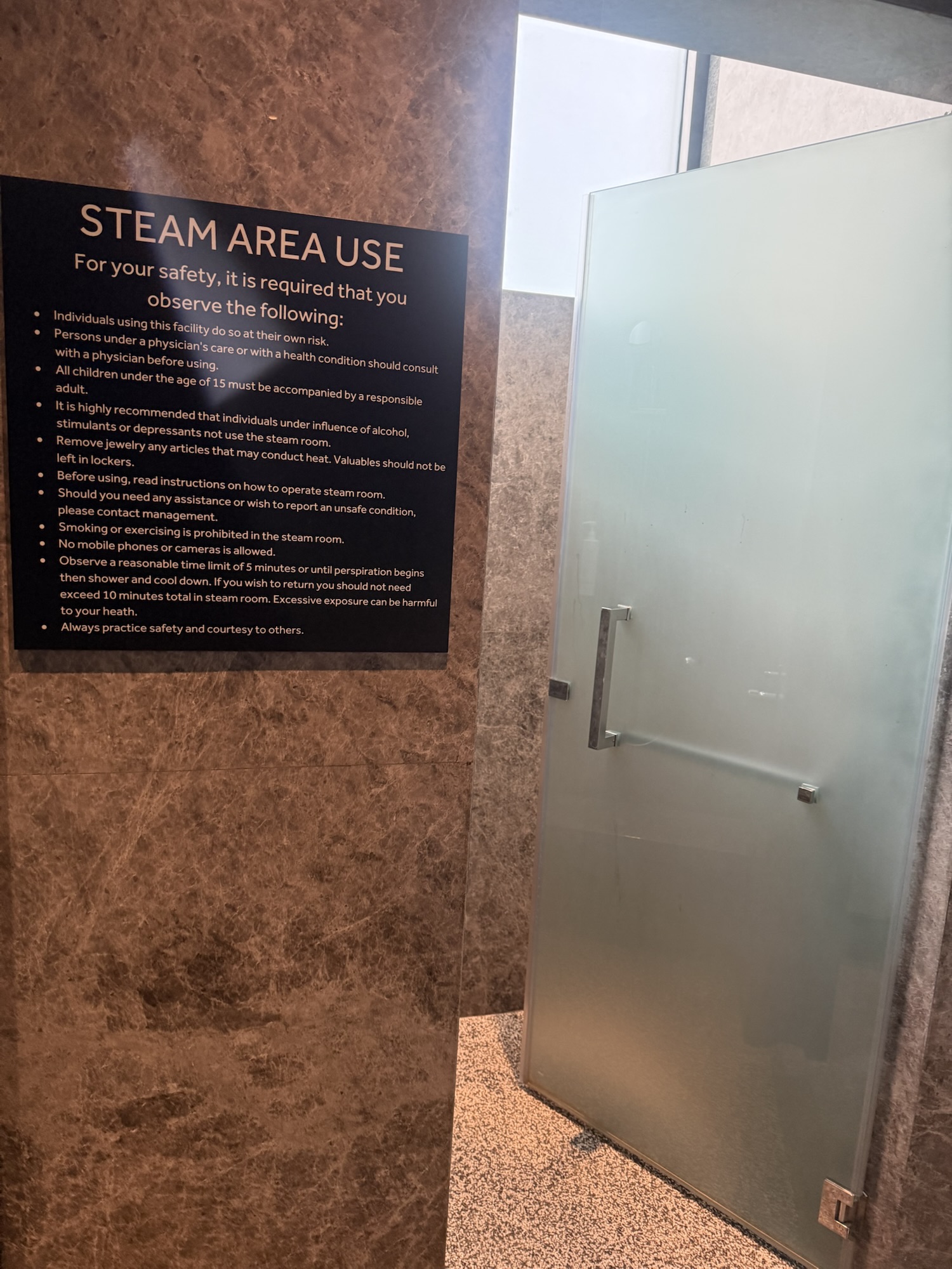 Penang Marriott Hotelのスチームルーム入口